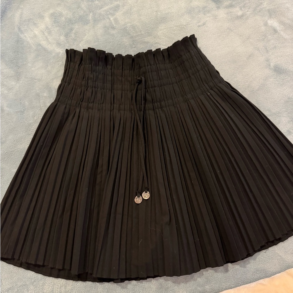 Black Pleated Women's Skirt